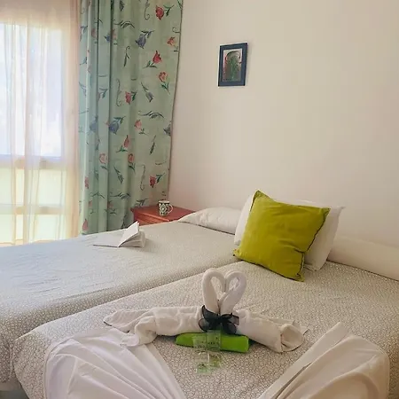 Apartamento Yomely Playa de las Americas (Tenerife)